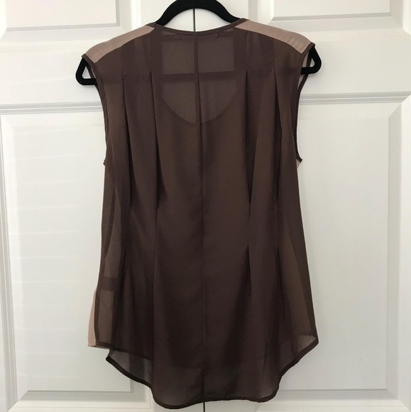 Chloe K - Picture 2 of 3